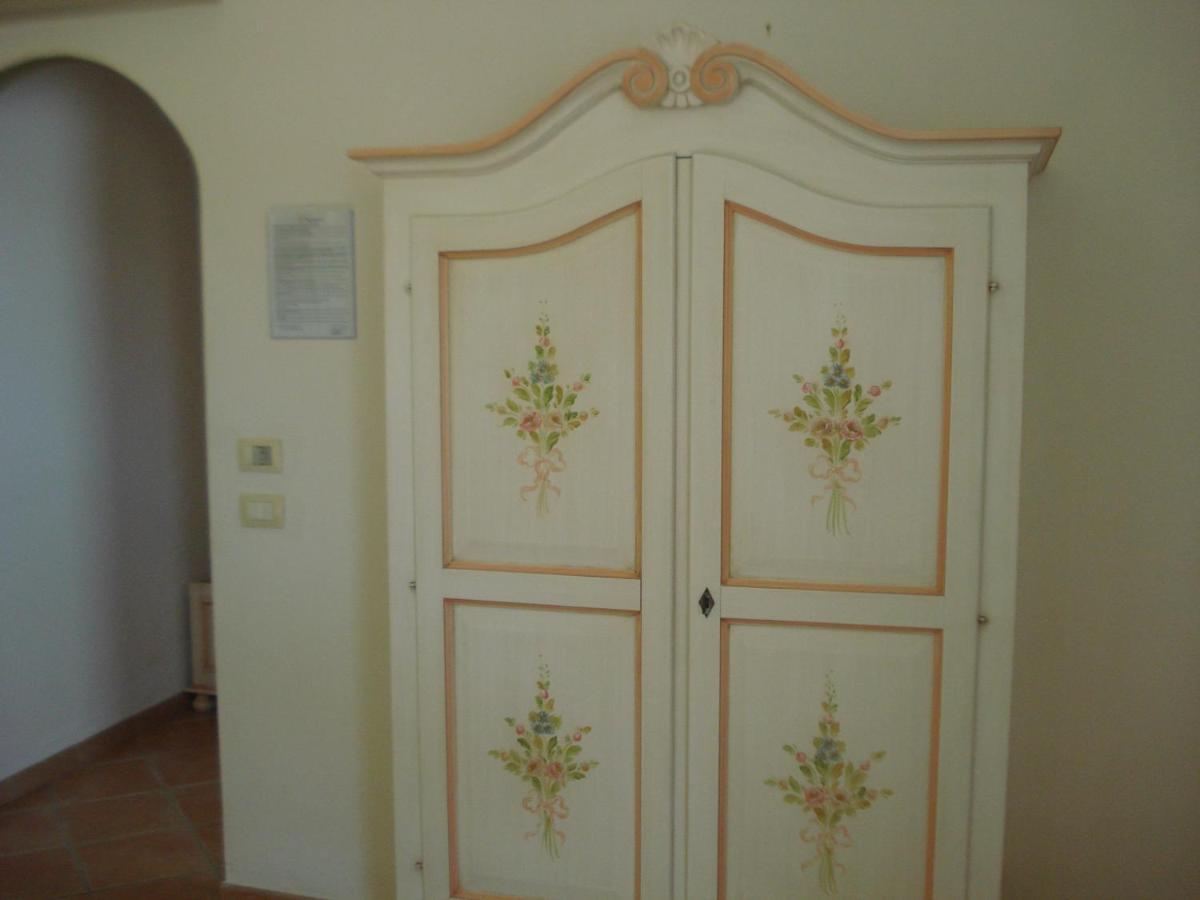 Hotel Valkarana Country Relais (Adults Only) Sant'Antonio di Gallura Eksteriør billede