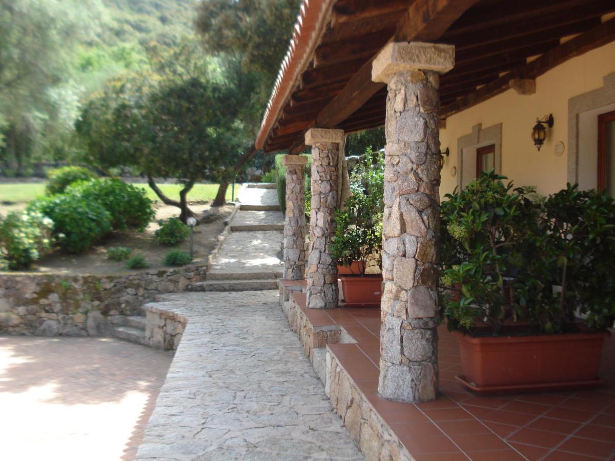 Hotel Valkarana Country Relais (Adults Only) Sant'Antonio di Gallura Eksteriør billede