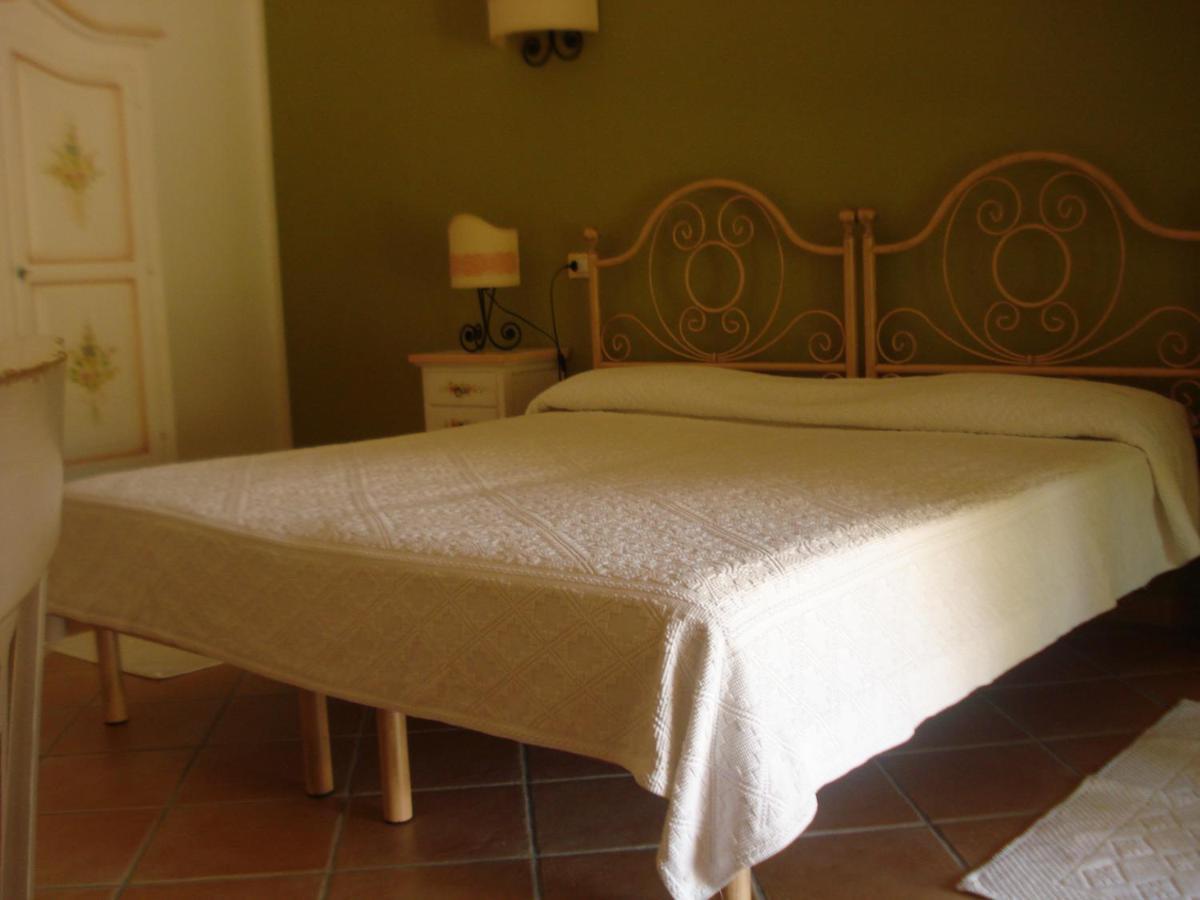Hotel Valkarana Country Relais (Adults Only) Sant'Antonio di Gallura Eksteriør billede