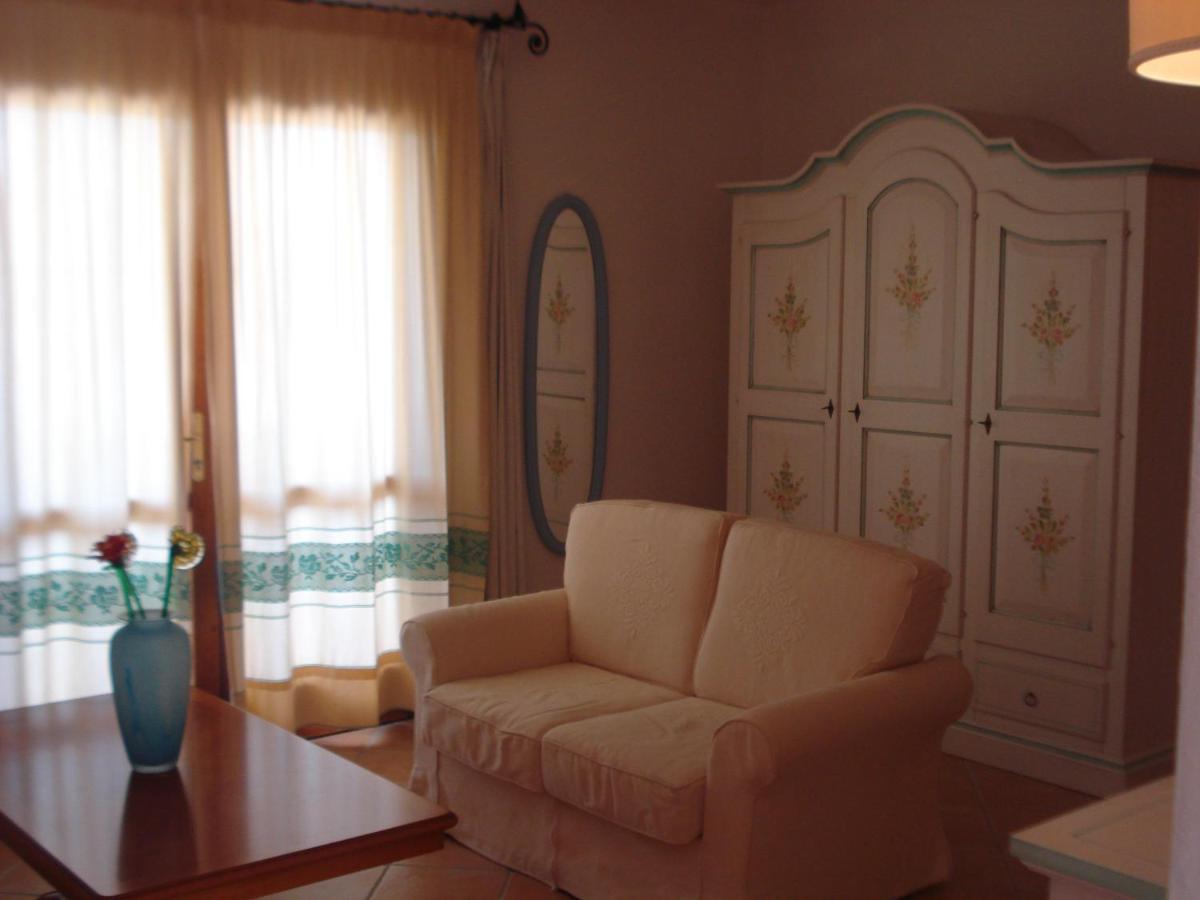 Hotel Valkarana Country Relais (Adults Only) Sant'Antonio di Gallura Eksteriør billede