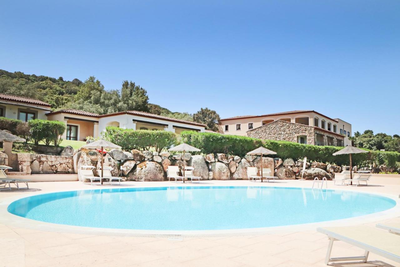 Hotel Valkarana Country Relais (Adults Only) Sant'Antonio di Gallura Eksteriør billede
